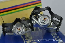 Staubkappen dust caps Eddy Merckx Ofmega Gipiemme Campagnolo pedalen pedals alu
