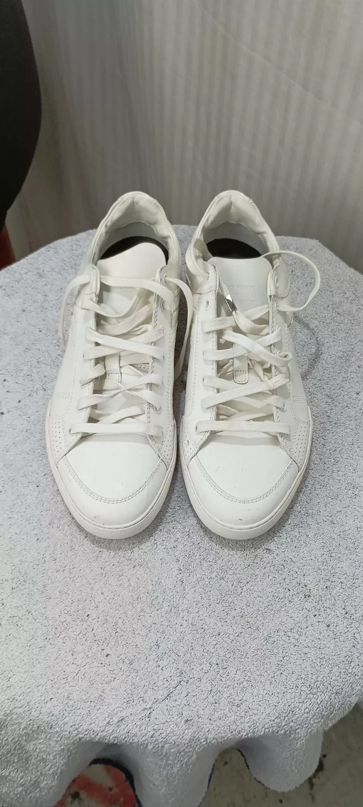 Articolo E1052 scarpe uomo Christian Dior bianche, numero 40, leggere usure, son