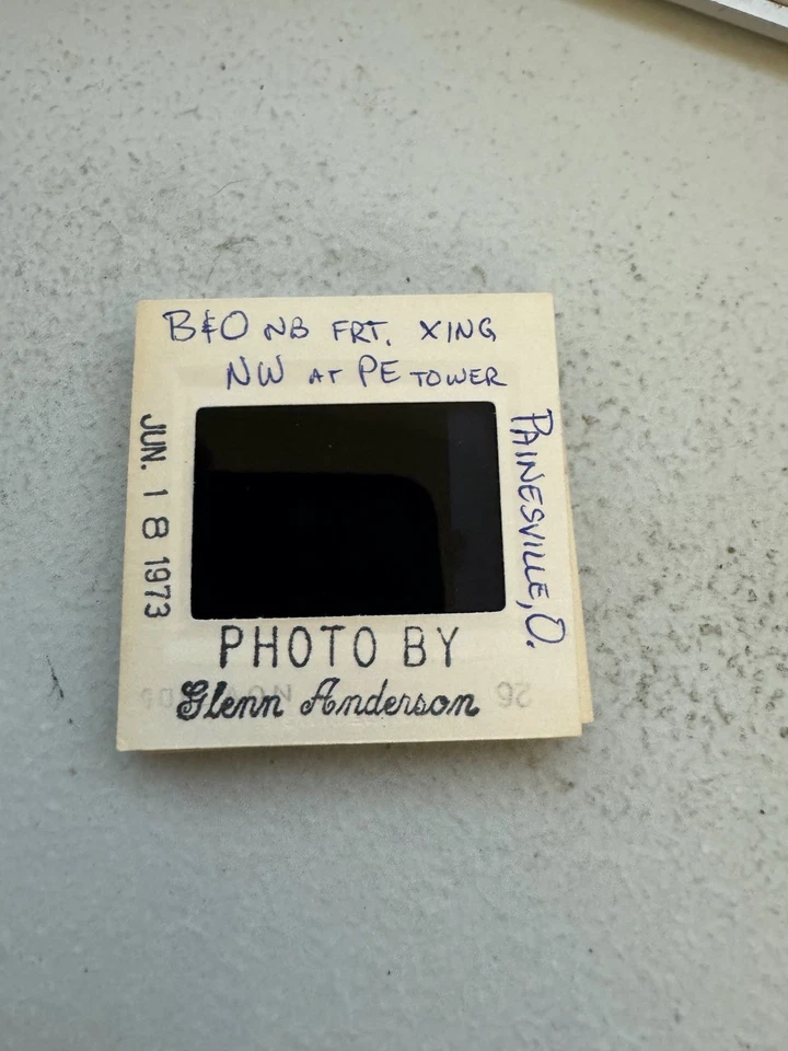 Оригинальный слайд B&O #C-3754 Caboose Baltimore Ohio Painesville OH 1973 PE Tower - Изображение 2 из 3