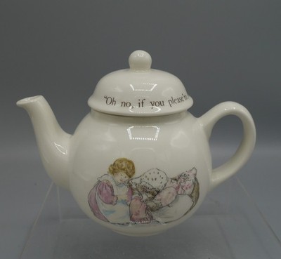 Wedgwood Beatrix Potter Mrs Tiggy-Winkle Kännchen 0,2 l. zum Kinderservice