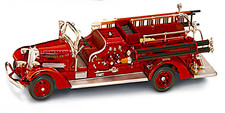 Red Fire Engine Pumper Tower Truck Metal Vintage Classic 1 Antique Car Pickup 18