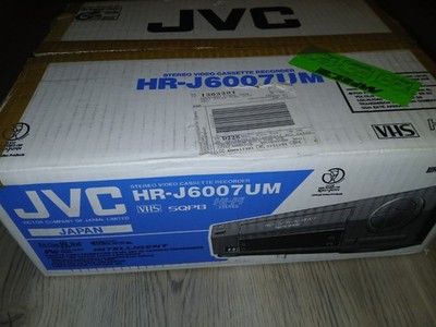 JVC HR-J6007UM VHS Video Cassette Recorder VCR 6-Head w/ Remote & Manuals