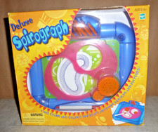 DELUXE SPIROGRAPH COOL GEARS  SHAPES TO CREATE. NEW