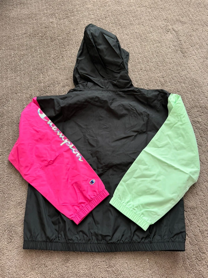 Cortavientos Champion Girls Cremallera Completa Negro Wow Rosa Como Nuevo Talla XL $45 Foto 4 de 4