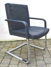 1 (v.8) Freischwinger Besprechungsstuhl Konferenz Leder blau Chrom guter Zustand