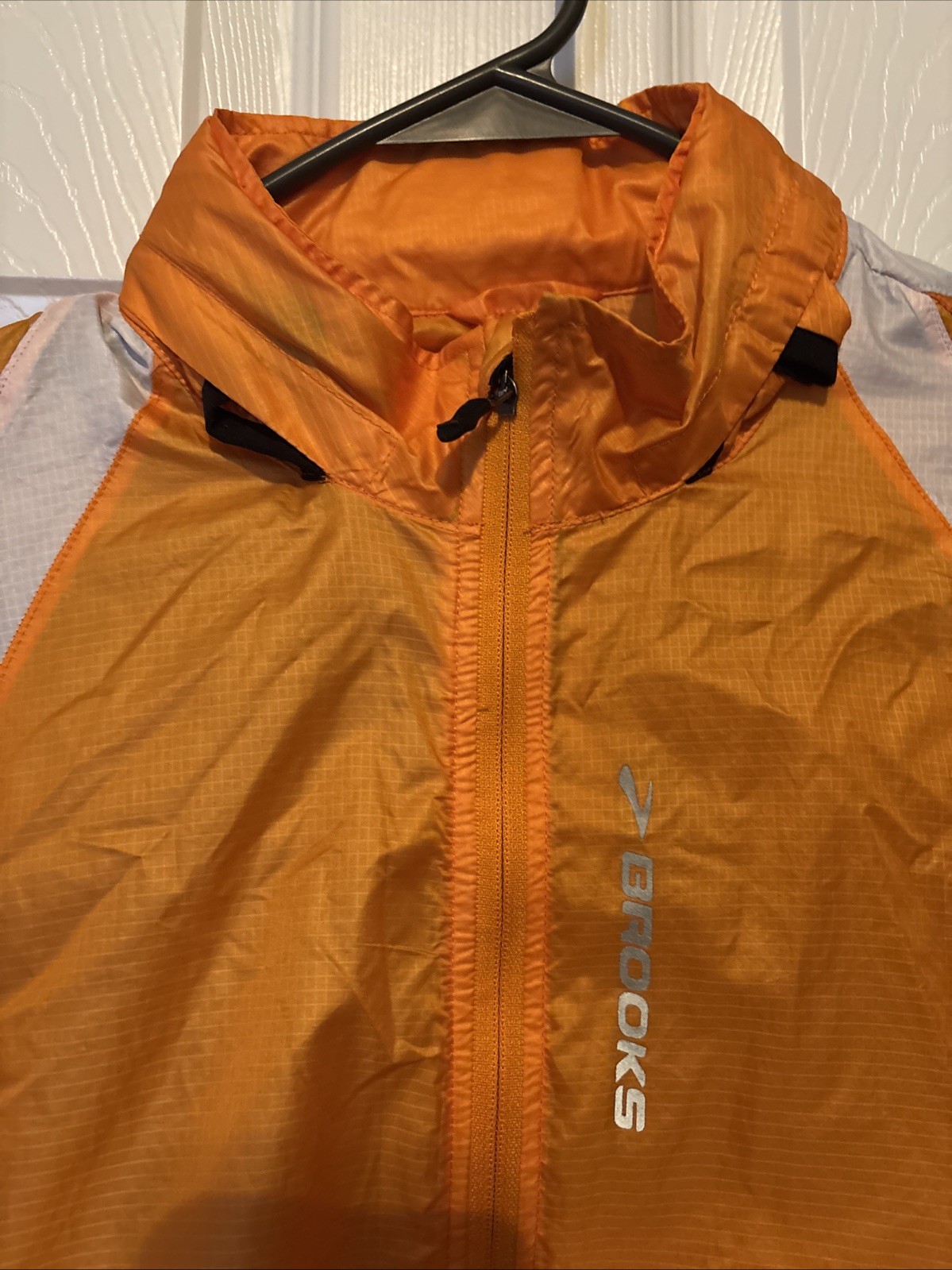 Brooks Running Jacket Windbreaker Shell Shelter T… - image 3