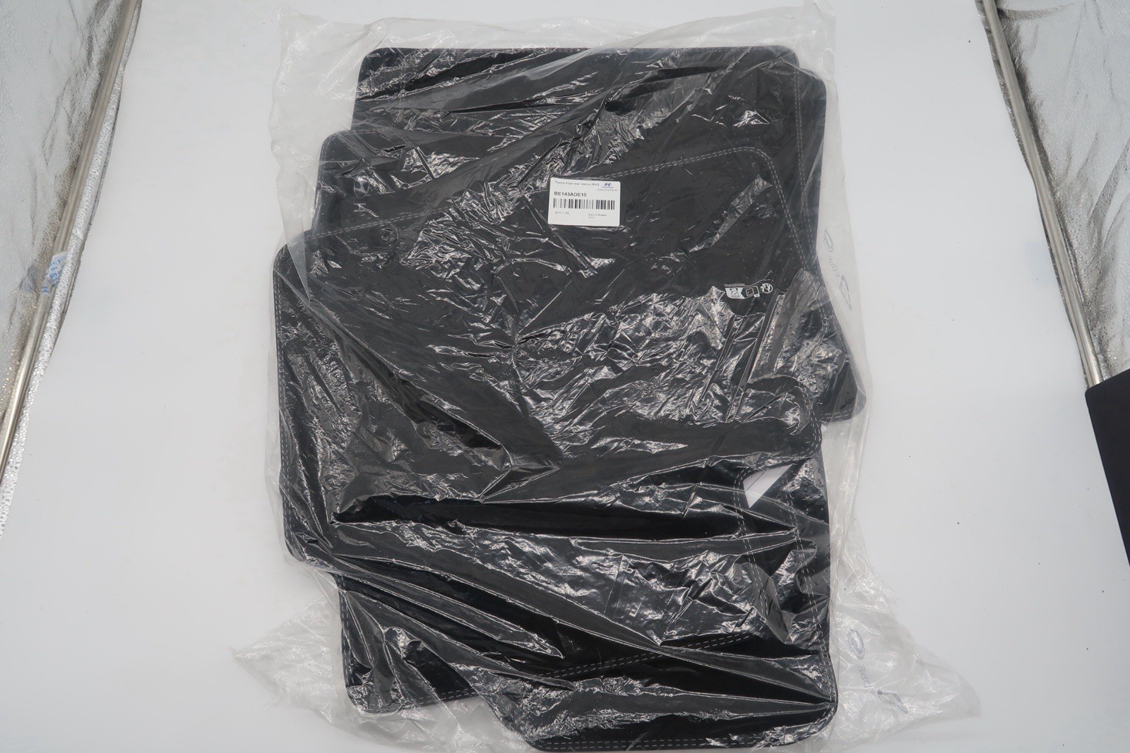 Genuine Hyundai Kona Carpet Mats PREMIUM VELOUR 2023 Onwards