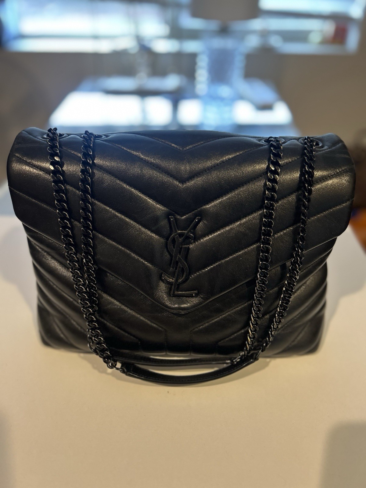 Saint Laurent Loulou Medium Black Leather Shoulder Bag Black chain