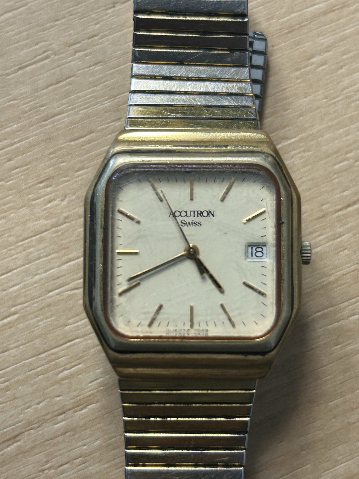 Vintage Accutron Bulova Mens Watch. WORKS