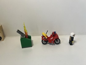 LEGO CITY: Fire Motorcycle (60000)