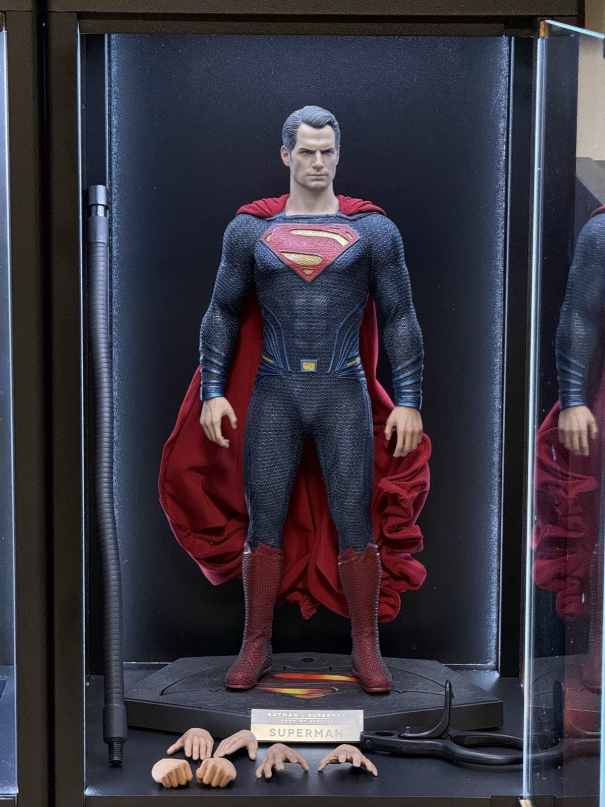 Hot Toys Modified BvS 1/6 Superman Henry Cavill - No Box