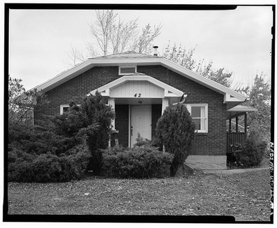 2. FRONT VIEW, NORTH END - Arthur H. Pettit House, 42 East One-Hundred South,