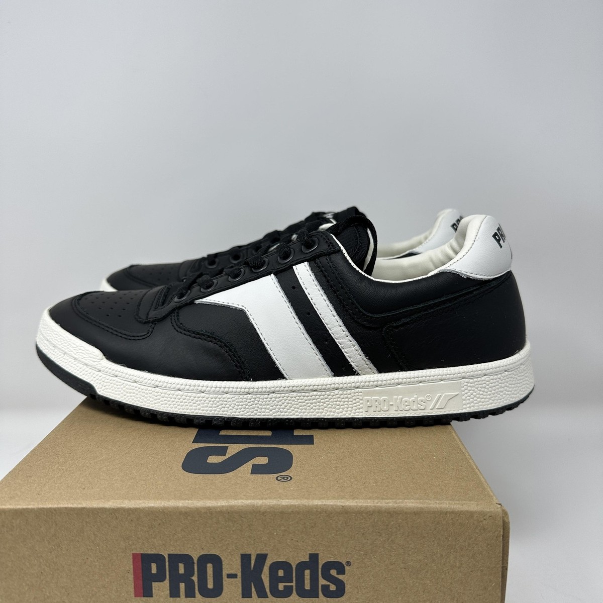 PRO-Keds Skyhawk Lo Shoes Mens Size 10 Black White Low Top