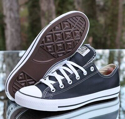 Converse Chuck Taylor All Star Ox Black Leather Men's Size 8 Converse Chuck Taylor All Star Ox Black Leather Men's Size 8