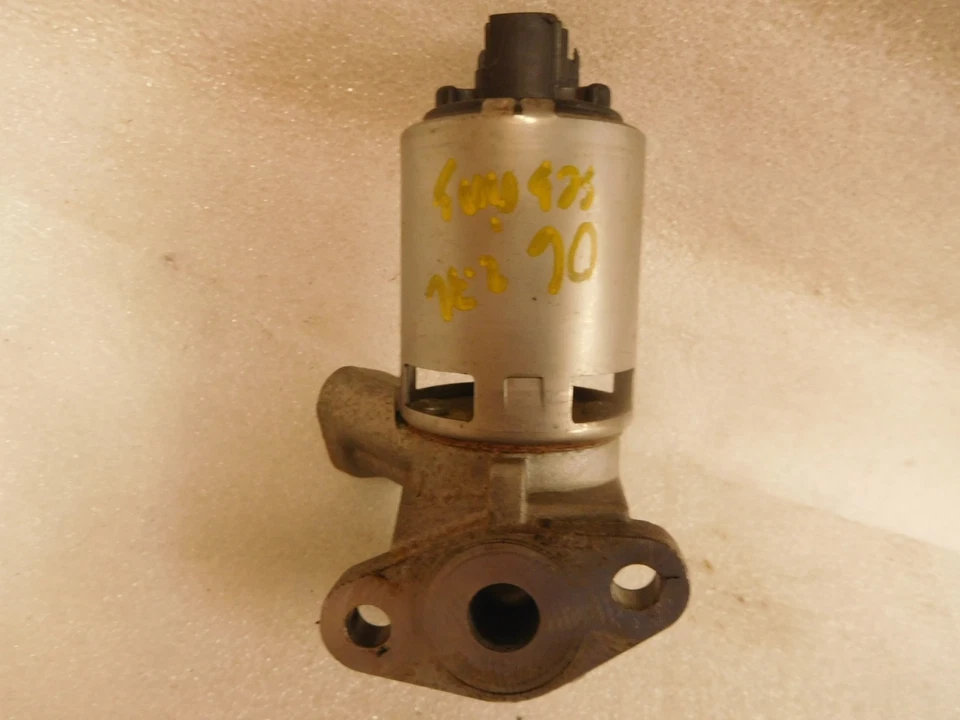 2006  Chrysler  Sebring  EGR  Vavle  2.7L  V6 - Image 2 of 4