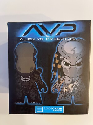 Alien VS Predator Titans Loot Crate Exclusive 4.5'' Tall Vinyl Figure AVP 2015