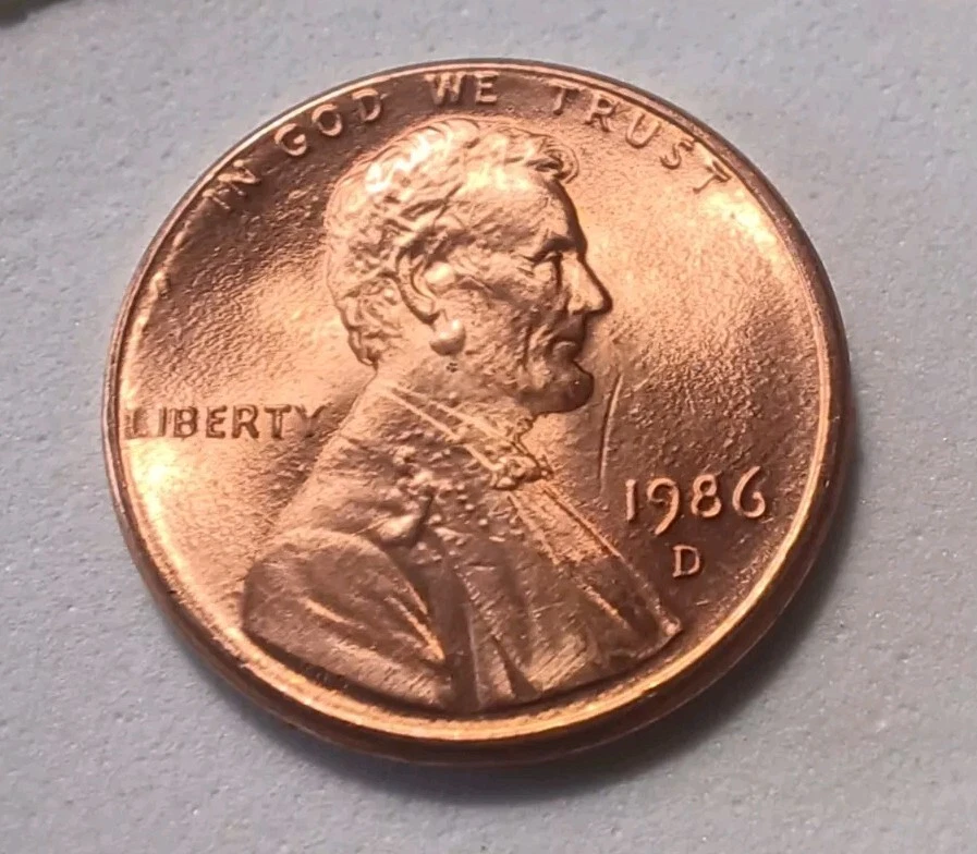 Uncirculated 1986 D Rare Beautiful Unique Error Coin Lincoln Memorial Cent - Image 2 of 4