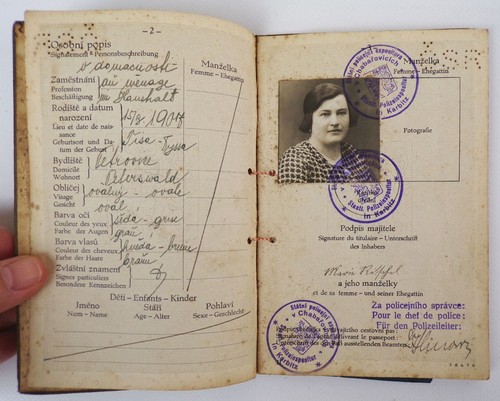 2 x Reisepass Tschechoslowakei 1937 Beiersdorf Oppach Böhmen Peterswald Ausweise - Foto 2 di 9