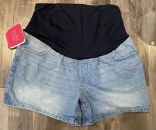 New Maternity Ingrid Isabel Denim Jean Shorts Light Wash SZ 10/30 Crossover