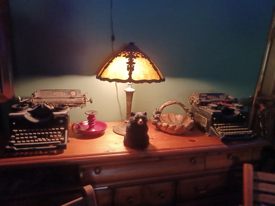 Ferro fundido preto antigo. LÂMPADA DE VIDRO SLAY, fabricação Miller LAMP Co.1 M.L.C.O - Imagem 4 de 4