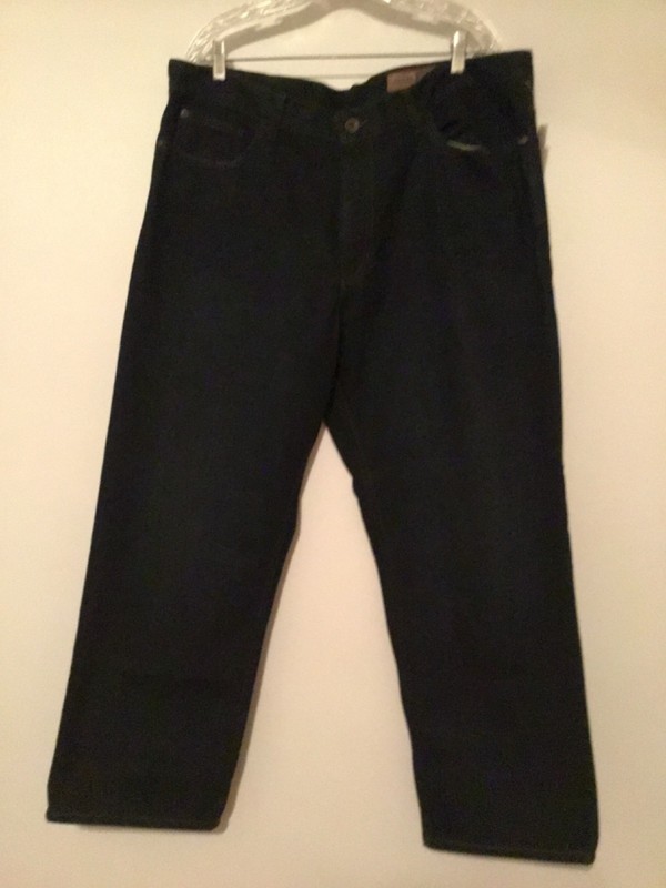Wrangler Jeans Mens 44x30 Black 100% Cotton Denim Straight Leg Rugged Wear