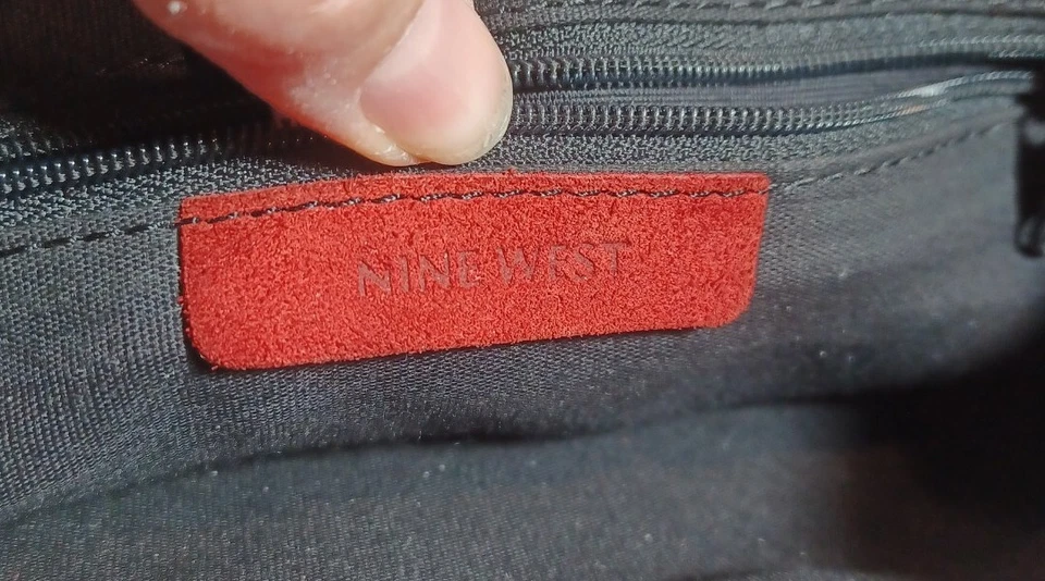 Bolso de hombro Nine West ROJO con flecos Foto 3 de 4