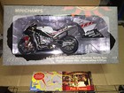 1:12 MINICHAMPS YAMAHA MOTOGP VALENCIA 2005 VALENTINO ROSSI FREE SHIP. WORLDWIDE