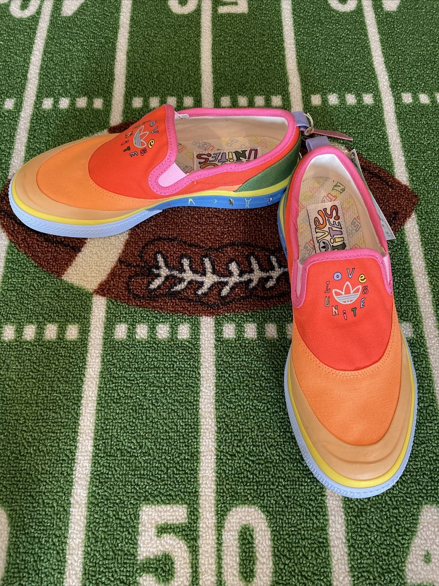 Adidas Originals Nizza Slip On Pride Love Unites Unisex  display picture 2