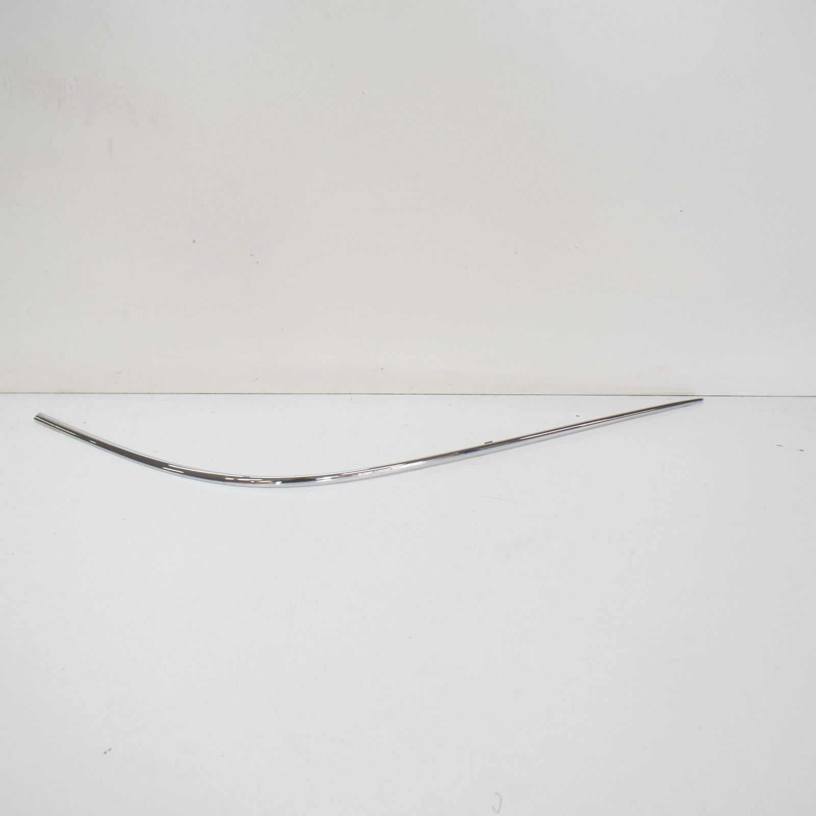 ペンアーツ MERCEDES BENZ CLK W29 AMG REAR BUMPER CHROME TRIM R/R A2098850621