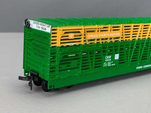 Coche de ganado moderno HO IHC Chicago y North Western Hi-Cube #15038 ¡NUEVO EN CAJA! HO4589 | Zustand: New