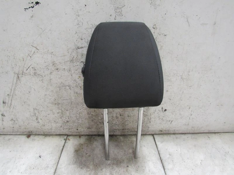 Ford Fiesta 2016 reposacabezas derecho Foto 3 de 3