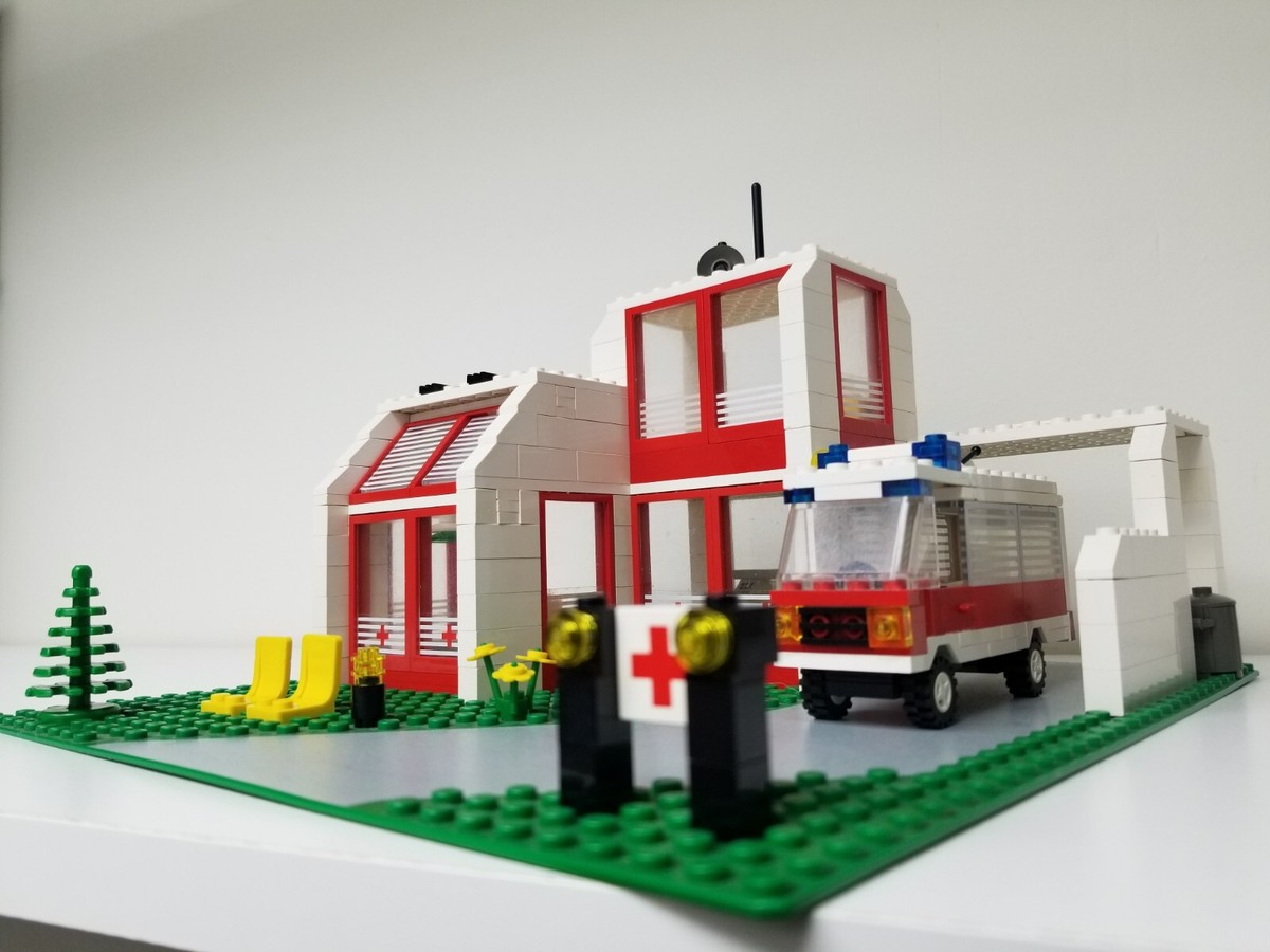 Vintage LEGO Set 6380 Emergency Treatment Center, 100% Complete w