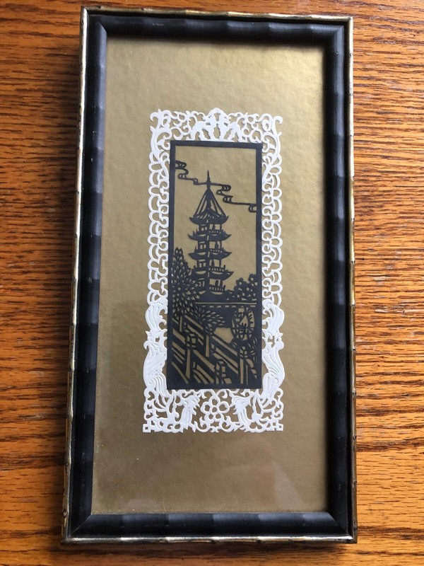 VINTAGE FRAMED ORIENTAL ARTWORK  9.5" X 5" WOOD FRAME & GLASS