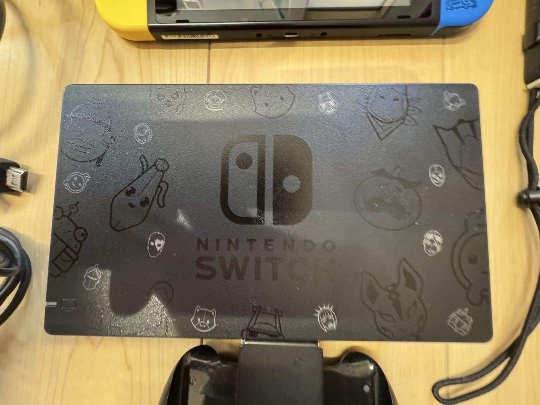 Nintendo Switch Fortnite Special Set console NO CODE from Nintendo Switch Fortnite Special Set console NO CODE from