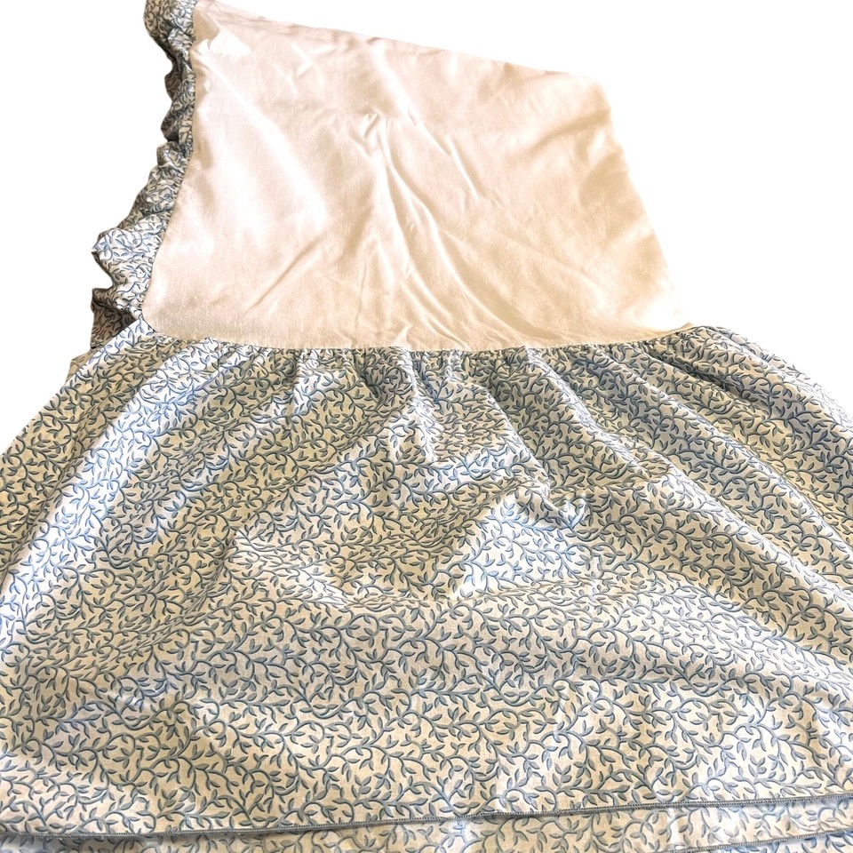 Vintage Floral Blue & White Queen Size Dust Ruffle Bed Skirt 100