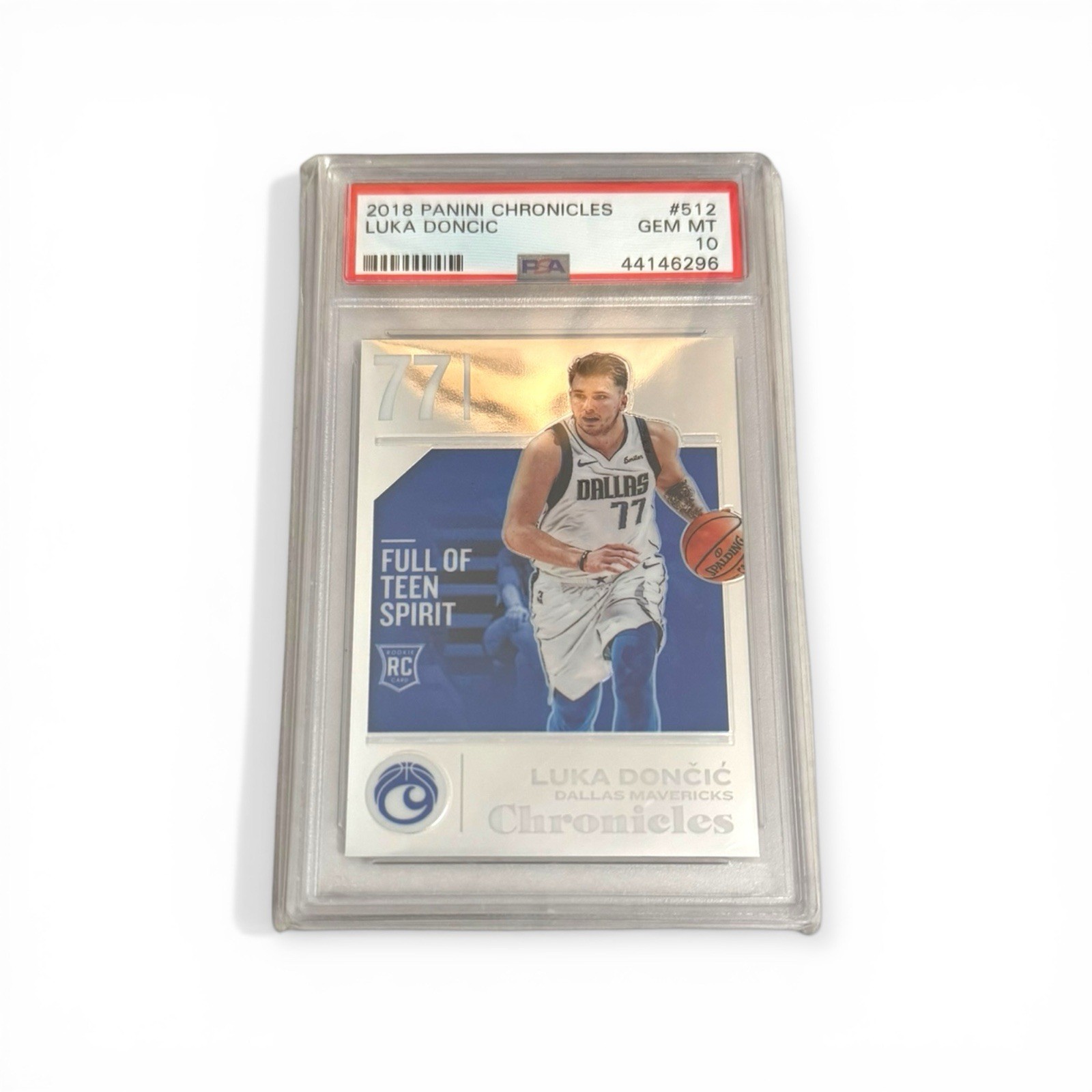 2018-19 Panini Chronicles Luka Doncic #512 PSA 10