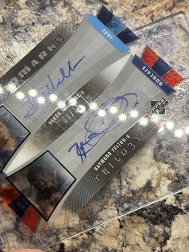 2005 Upper Deck Trilogy /75 Deron Williams Raymond Felton #DM-WF Rookie Auto RC - Bild 3 von 7