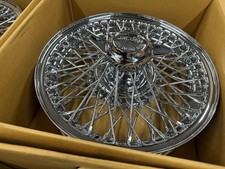 JAGUAR MK2 E-TYPE WIRE WHEELS 15x5 CURLY HUB WITH SPINNERS SET OF 4 BOXED