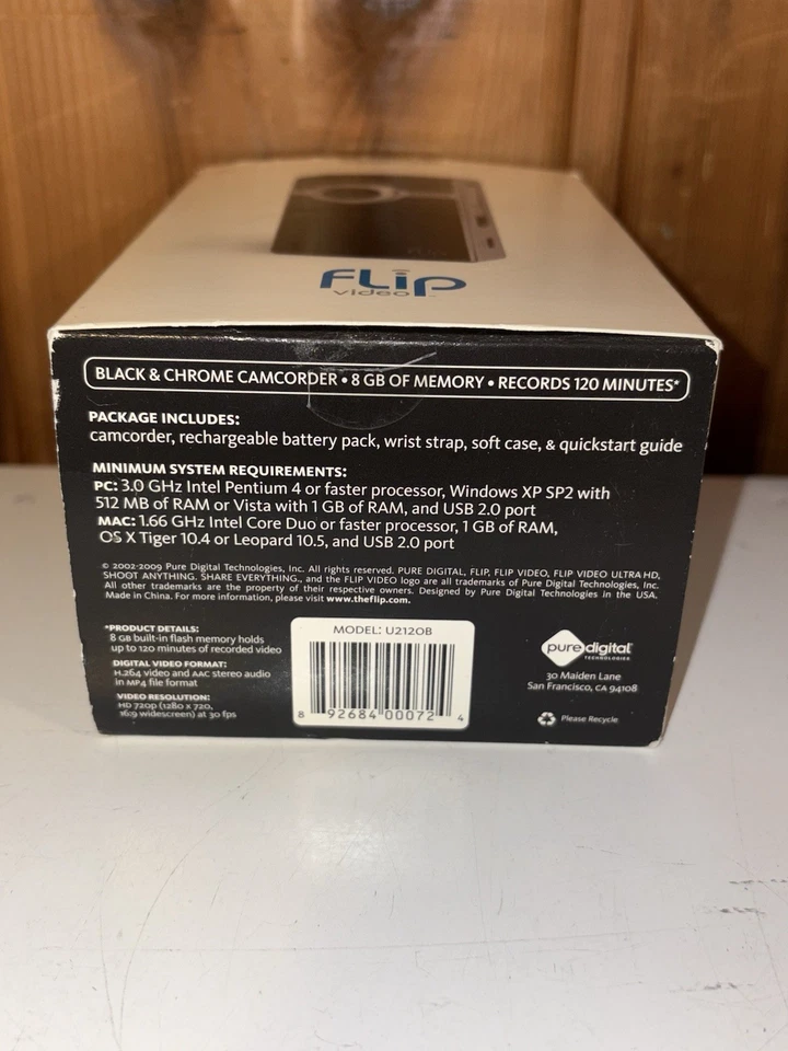 Flip UltraHD U2120B Video Camera 8 GB 2 Hours - Model U212OB Brand NEW Open Box - Image 3 of 4