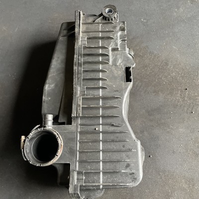 Peugeot 307 2007 Petrol/gas air filter box M02019C150 JUT135302 