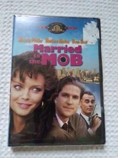 Married to the Mob (DVD, 2000 Full & Widescreen) NEW Oop Sealed Free Ship !!!