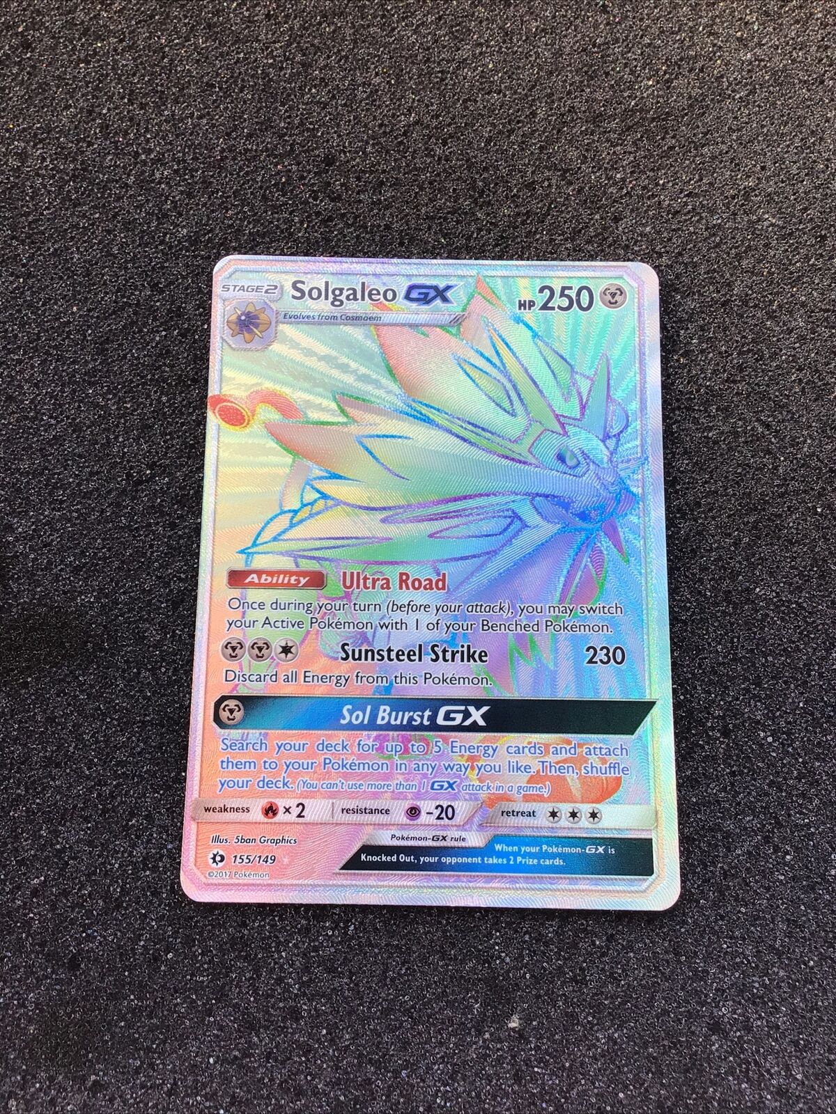 Carta Pokémon Lendário Solgaleo Gx Rainbow Sol E Lua