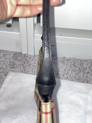 Burberry Classic Pochette バーバリー ビンテージ Burberry Classic Pochette バーバリー ビンテージ Burberry