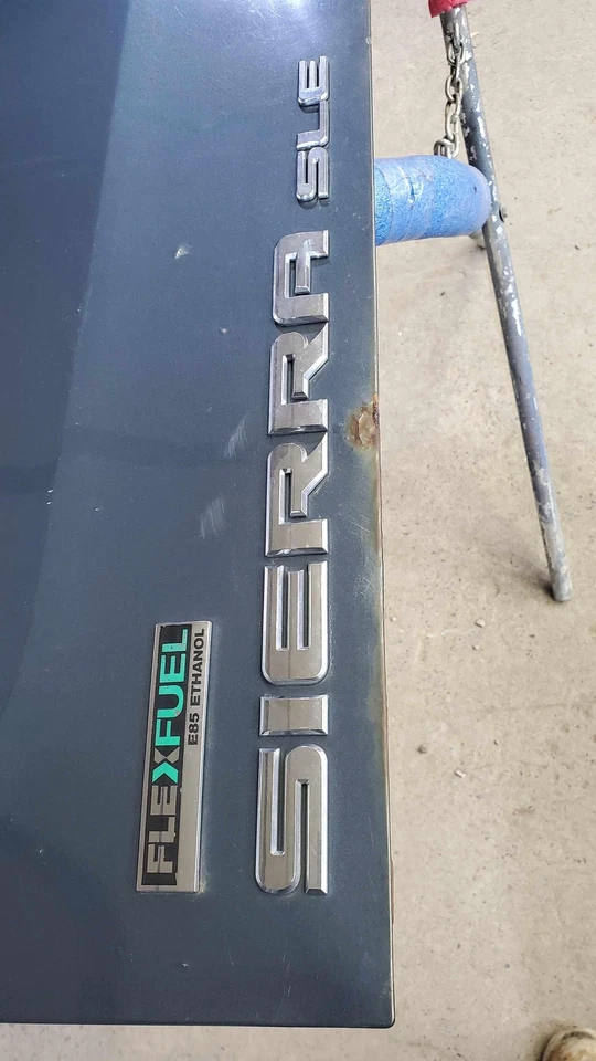 11 GMC SIERRA 1500 Stealth Graypaint Code=46u TAILGATE/LID - Image 4 of 4