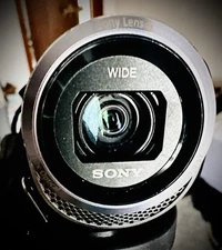 SONY Handheld Mini Handy Cam -HD Bundle Excellent condition