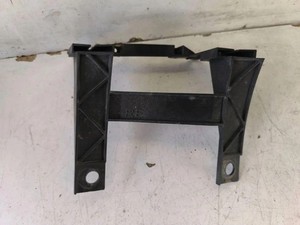 VW TRANSPORTER V T5 Flatbed Rechte Scheinwerferhalter 1301329422 2.50 34780072