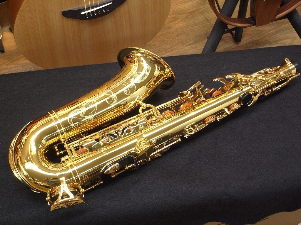 Yamaha アルトサックス ゴールドYAS62 s-l400.jpg