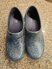 CROCS NERIA DUAL COMFORT CLOG Womans Shoes Size 7 Black Specks