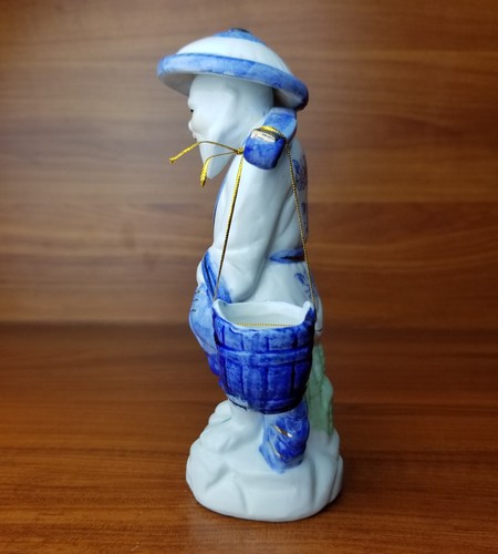 Blue White Vintage Asian Chinese Fisherman with 3 Bait Water Buckets Oriental - Picture 7 of 10