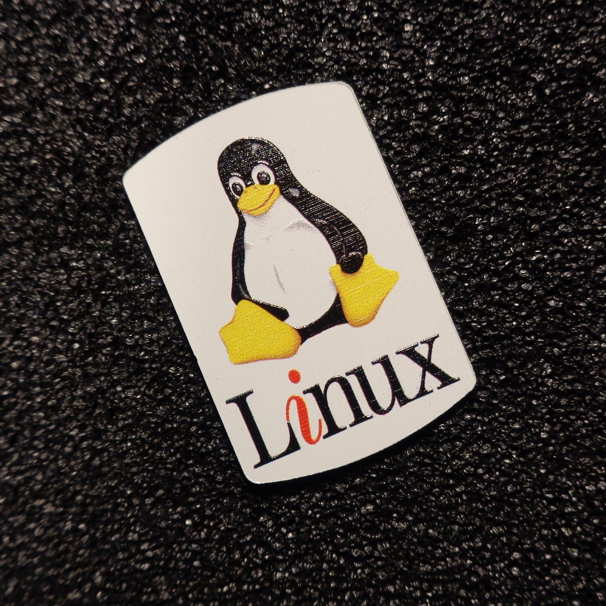 Arch Linux Logo Sticker - 1.9cm X 2.8cm Decal, Colorful Design, Perfect For Laptops & Tech Gear